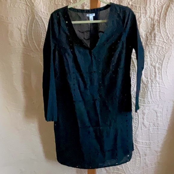 Old navy beach coverup black eyelet - Picture 1 of 2